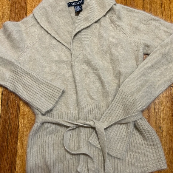 Vintage Y2K Soft Angora Cardigan With Belt Size Medium - Picture 2 of 9